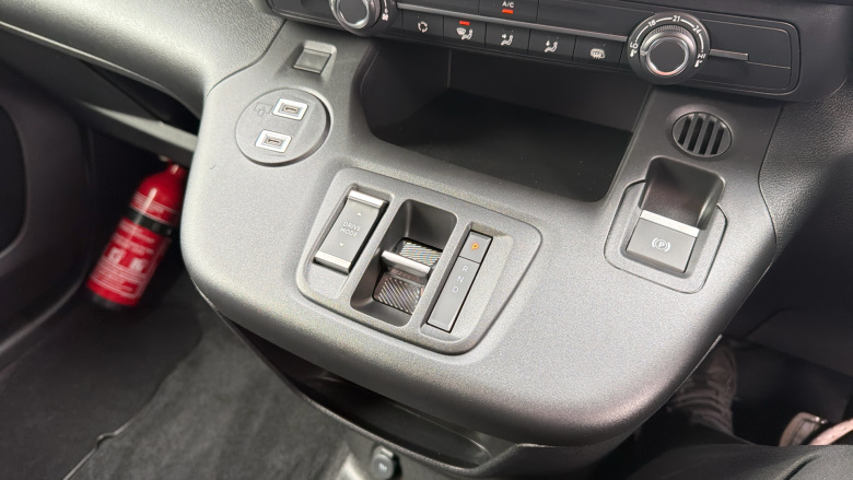 Toyota Proace City L1 Electric Icon Van 50kWh Auto